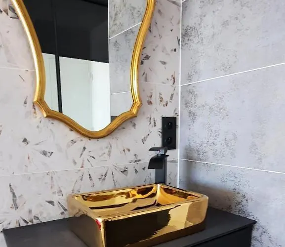 Naturiste Cap D'agde Heliopolis C 30 *